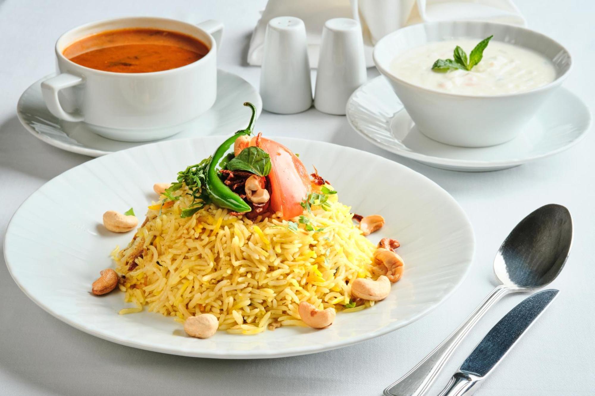 Anjum Makkah Hotel Mecca Exterior photo A plate of biryani
