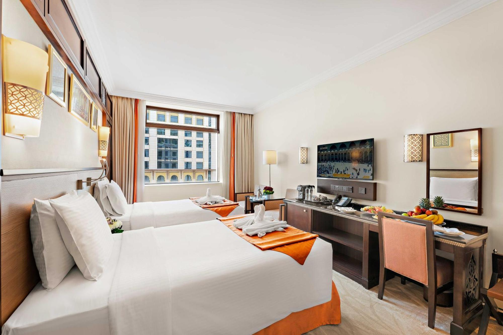 Anjum Makkah Hotel Mecca Exterior photo A room at the Mandarin Oriental, Bangkok